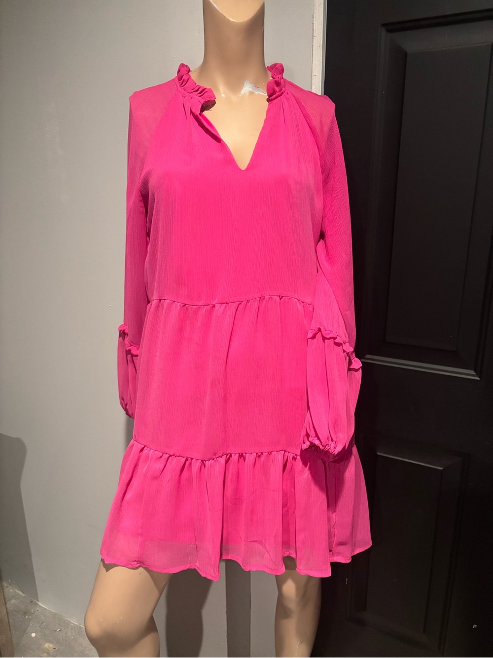 Vince Camuto Hot Pink Ruffle Neck Tiered Long-Sleeve Dress